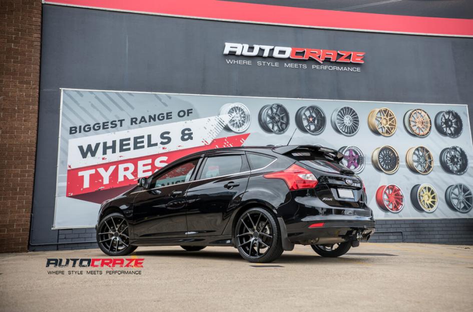 FORD-FOCUS--5-STUD--TARGA-BLACK---MACHINED-WITH-DOUBLE-DARK-TINT